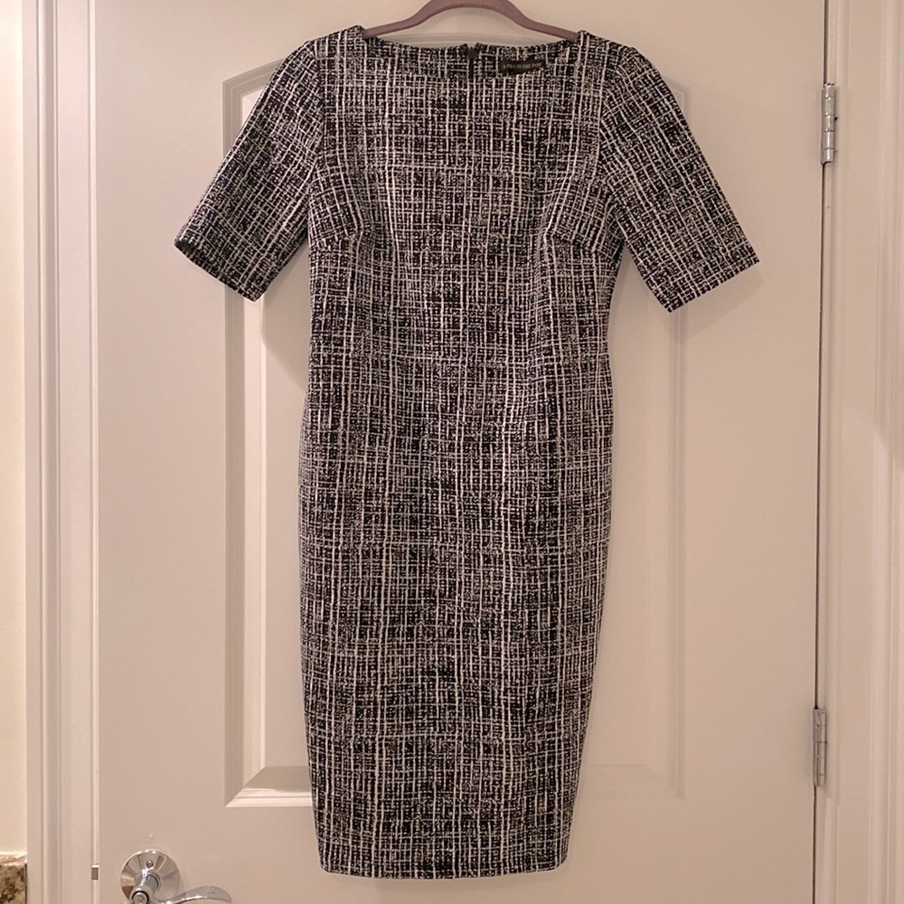 A Pea in the Pod Textured Bodycon Maternity Dress size Medium